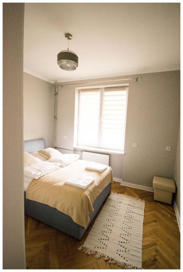 Color 24 Apartament III Stalowa Wola Ngoại thất bức ảnh