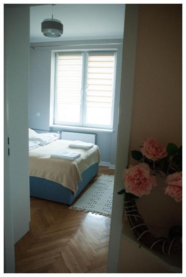 Color 24 Apartament III Stalowa Wola Ngoại thất bức ảnh