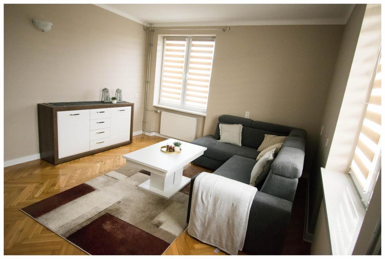 Color 24 Apartament III Stalowa Wola Ngoại thất bức ảnh